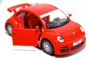  VARDEM KT5058D Volkswagen New Beetle RSİ 1:32 Çek Bırak - Kırmızı