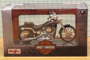  NECO TOYS 39360 Harley-Davidson 1984 FXST Softail Motorsiklet 1:18