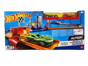 MATTEL FVJ21 Hot Wheels Motor Yarışçıları Oyun Seti