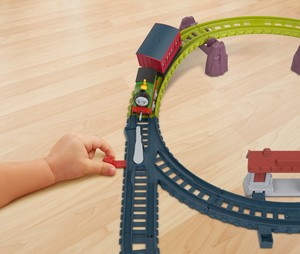  MATTEL HGY82-HGY84 Tren Seti